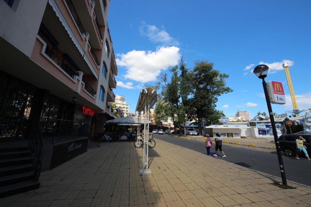 Menada Villa Bonita Apartments Sunny Beach Exterior foto